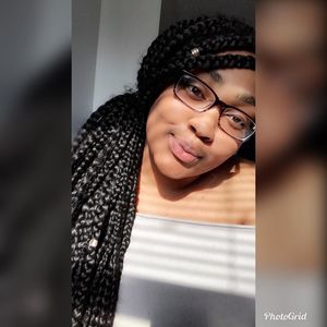 Meet your Posher, Mya